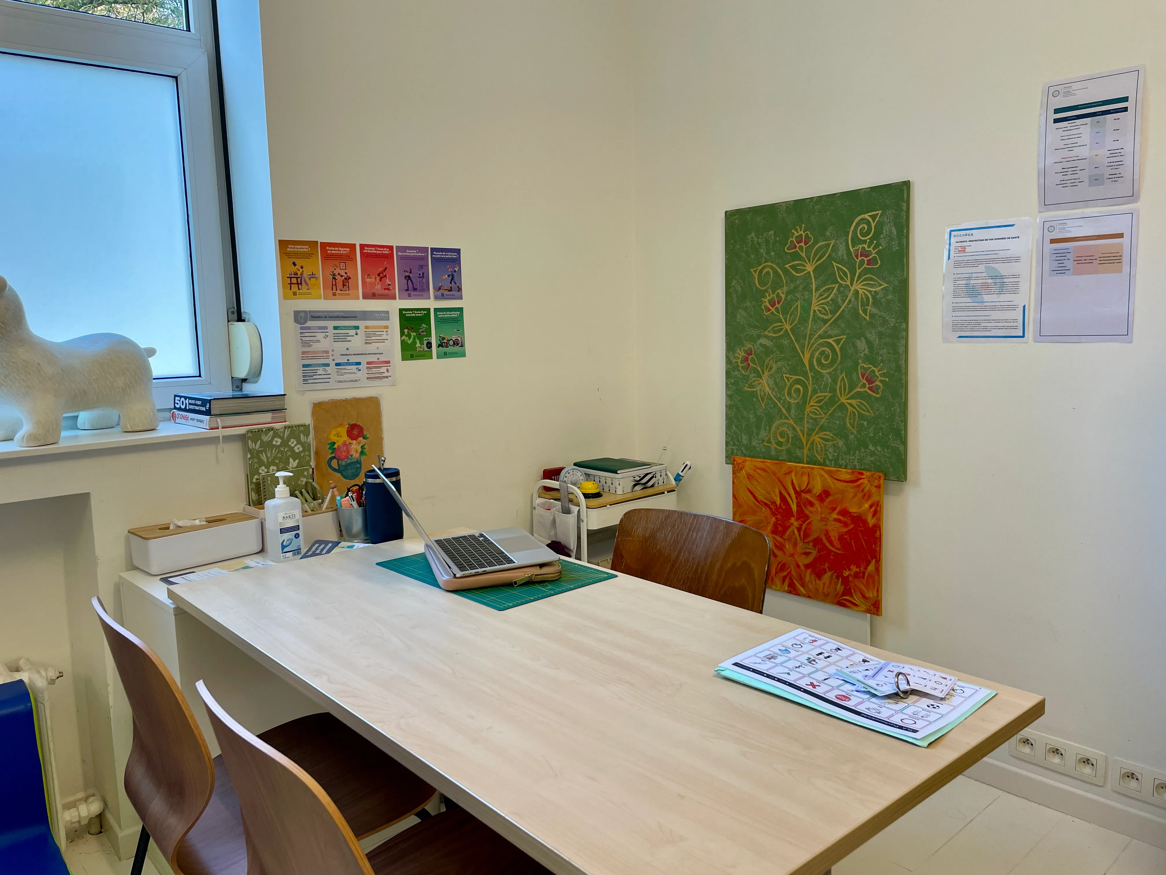 Bureau du cabinet de psychomotricité